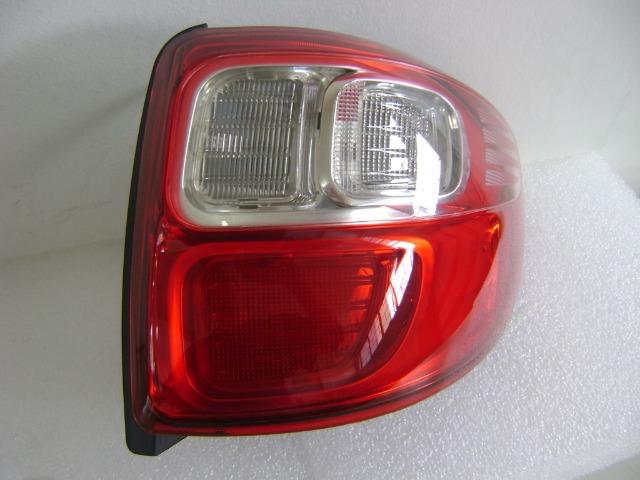 Lanterna Fiat Strada 2014 2015 2016 2017 2018 , temos os 2 lados!!! - Foto 4