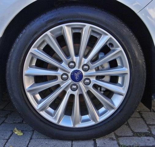 Ford Focus Titanium Fastback C/ Teto Solar 2.0. Branco 2016/17 - Foto 6
