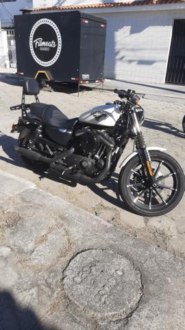 Harley Davidson XL 883 Branca 2018