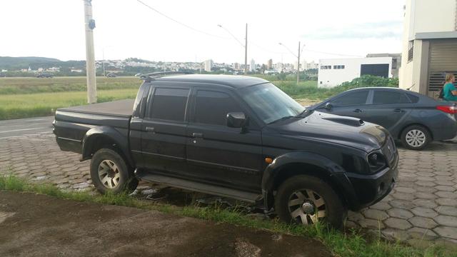 Mitsubishi L200 HPE 4X4 2.5 - Foto 7
