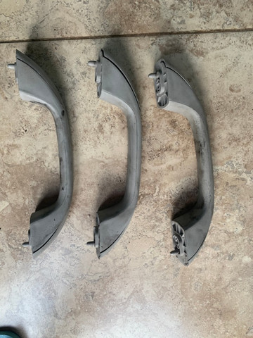 Alça de teto pqp renault sandero/logan original cada 30 reais - Foto 5