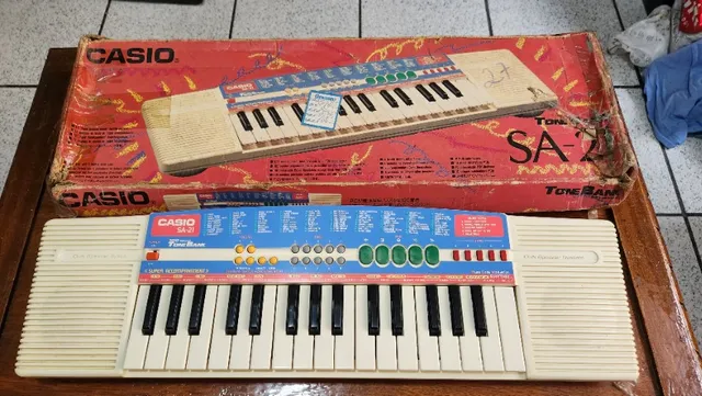 Teclado Casio Sa 76 Infantil 44 teclas 100 timbres 50 ritmos Mercado Livre  Presente de Natal 