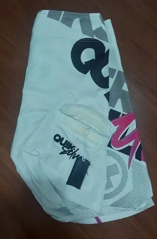 Bermuda quiksilver peça única raridade