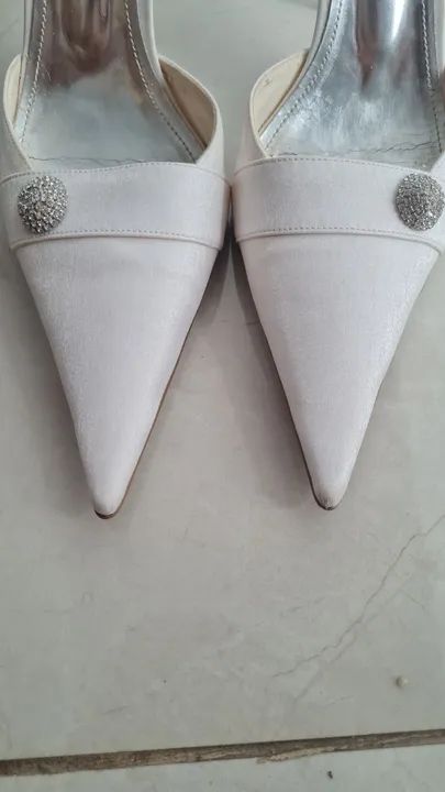 Scarpin Branco Laura Porto - Foto 2