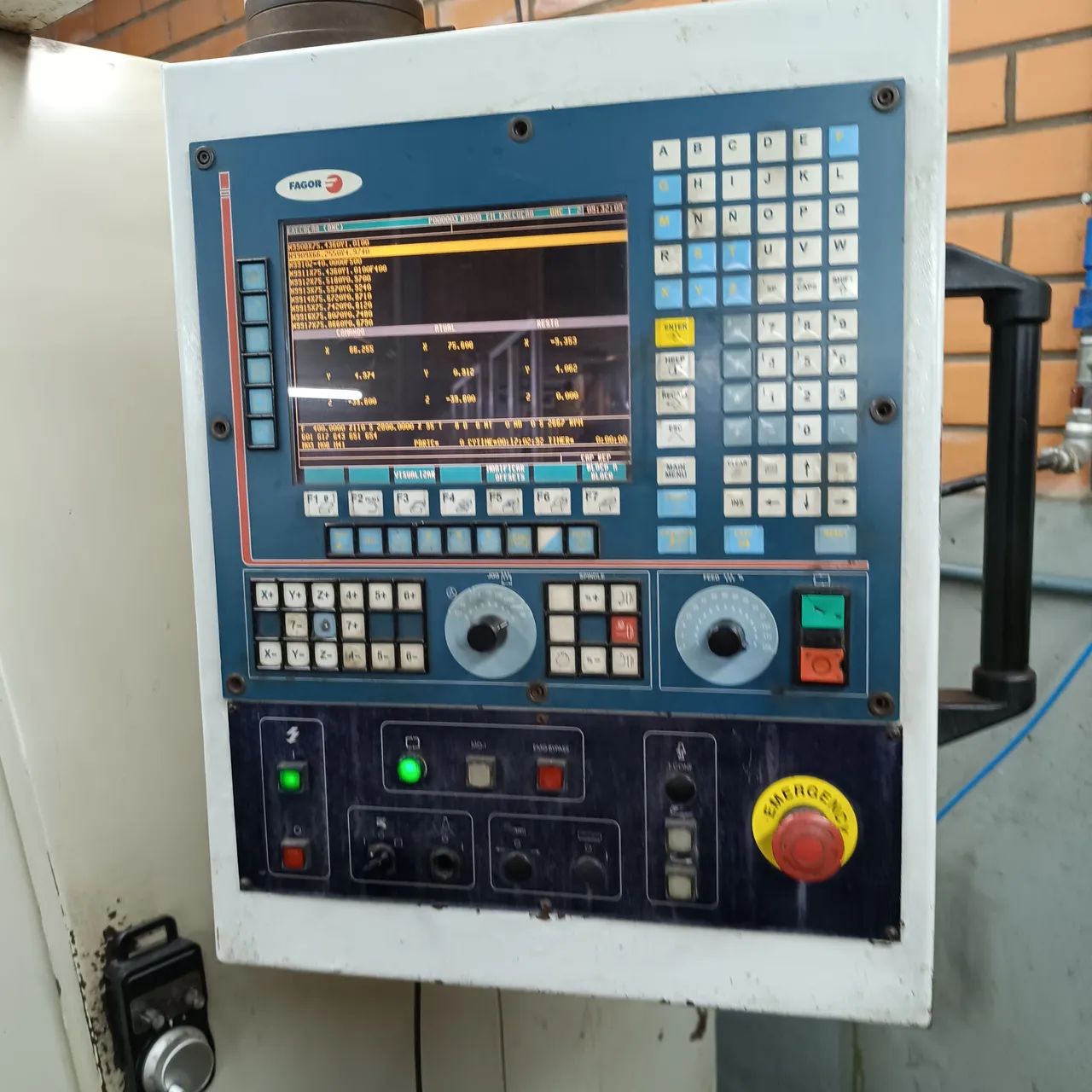 CENTRO DE USINAGEM VERTICAL - Foto 3