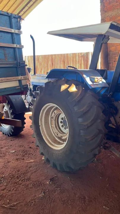Vende se trator Ford 7630 4x4 - Foto 4