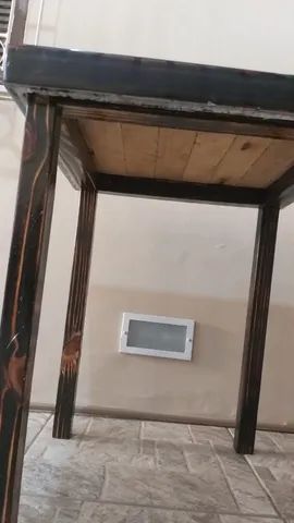 Mesa quadra de madeira e resina - Nova - Foto 3