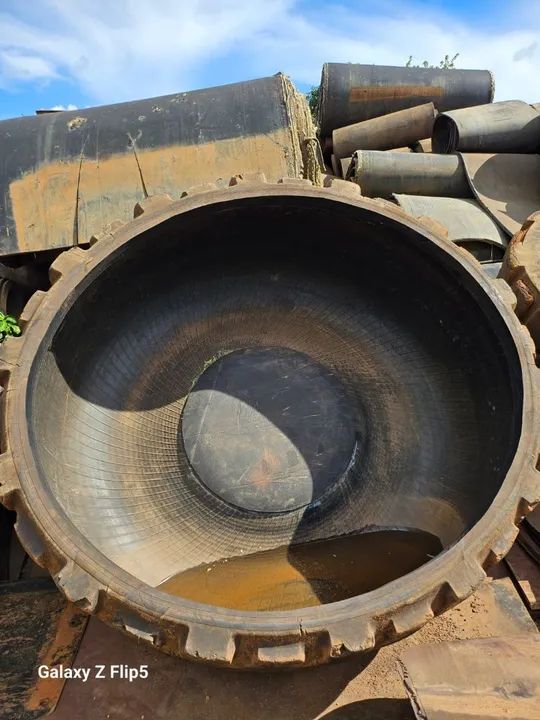 Bebedouro de pneu com capacidade até 3000litrps de água. - Foto 3