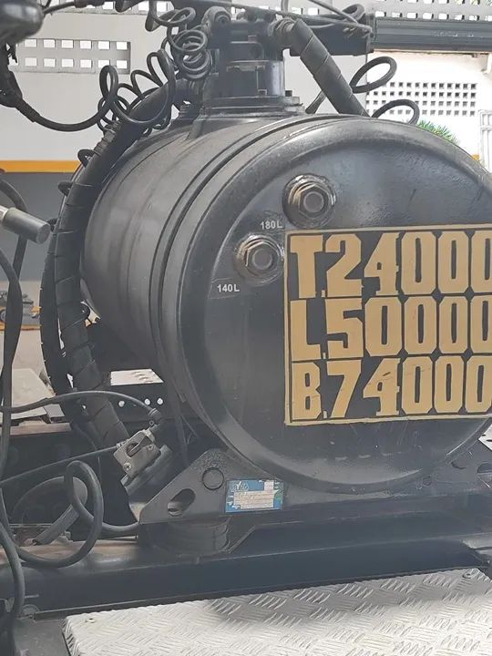 Kit hidráulico Hyva pra caçamba 