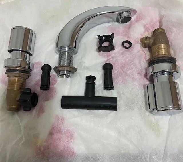 Misturador Lavatório Mesa Bica curva Spot C43 Deca - 1875C43 Código kbh43ac0j5Deca - Foto 3