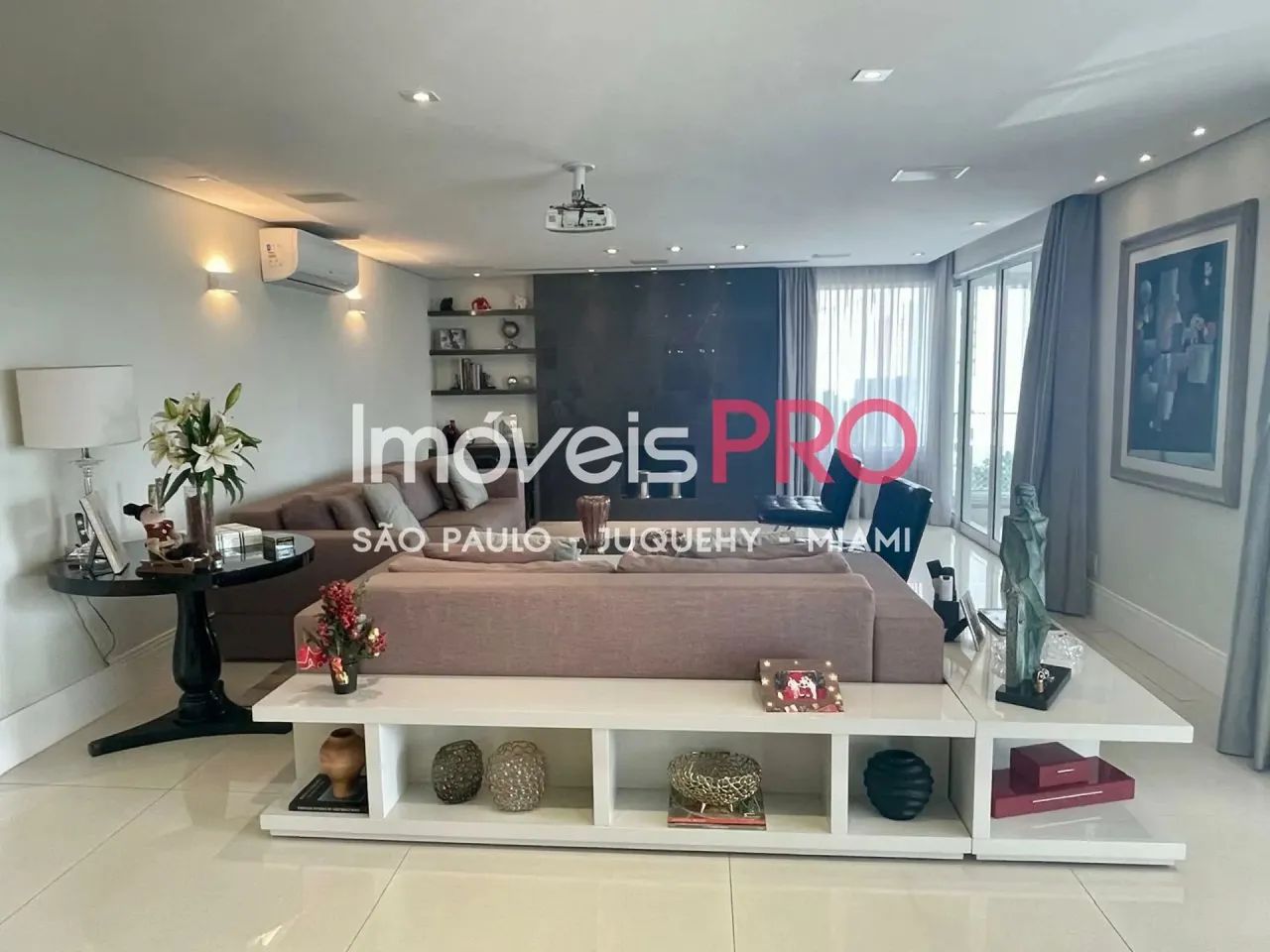 Mobiliado Moderno Reformado 370m2 4 suites 5 vagas - Foto 4