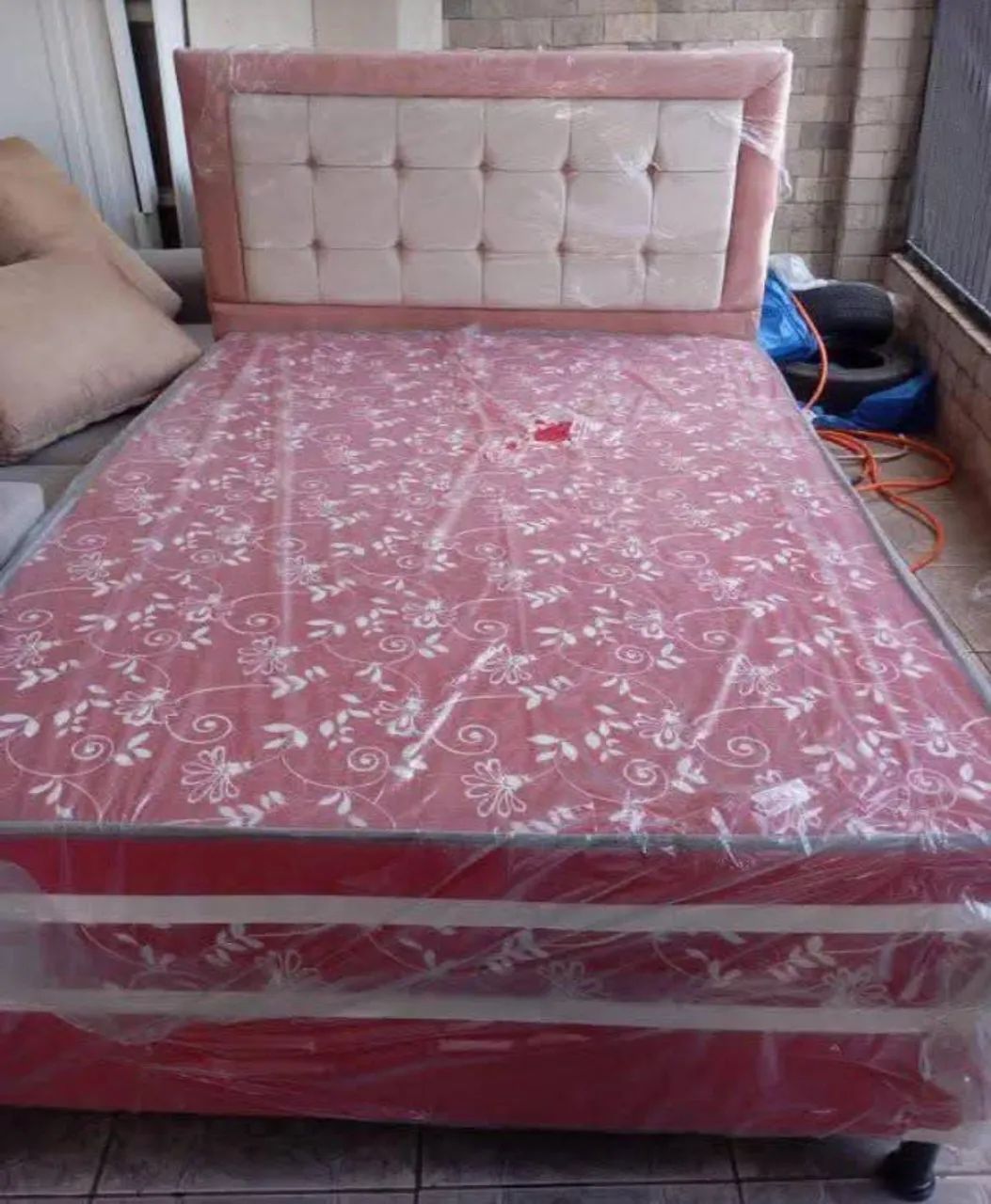 Cama box  skil casal da fábrica 