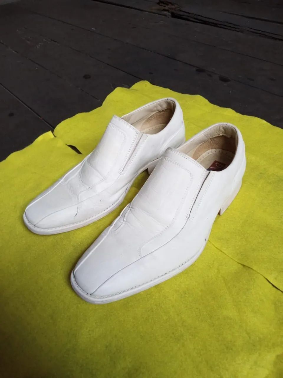 Sapatos Sociais Brancos - Foto 4