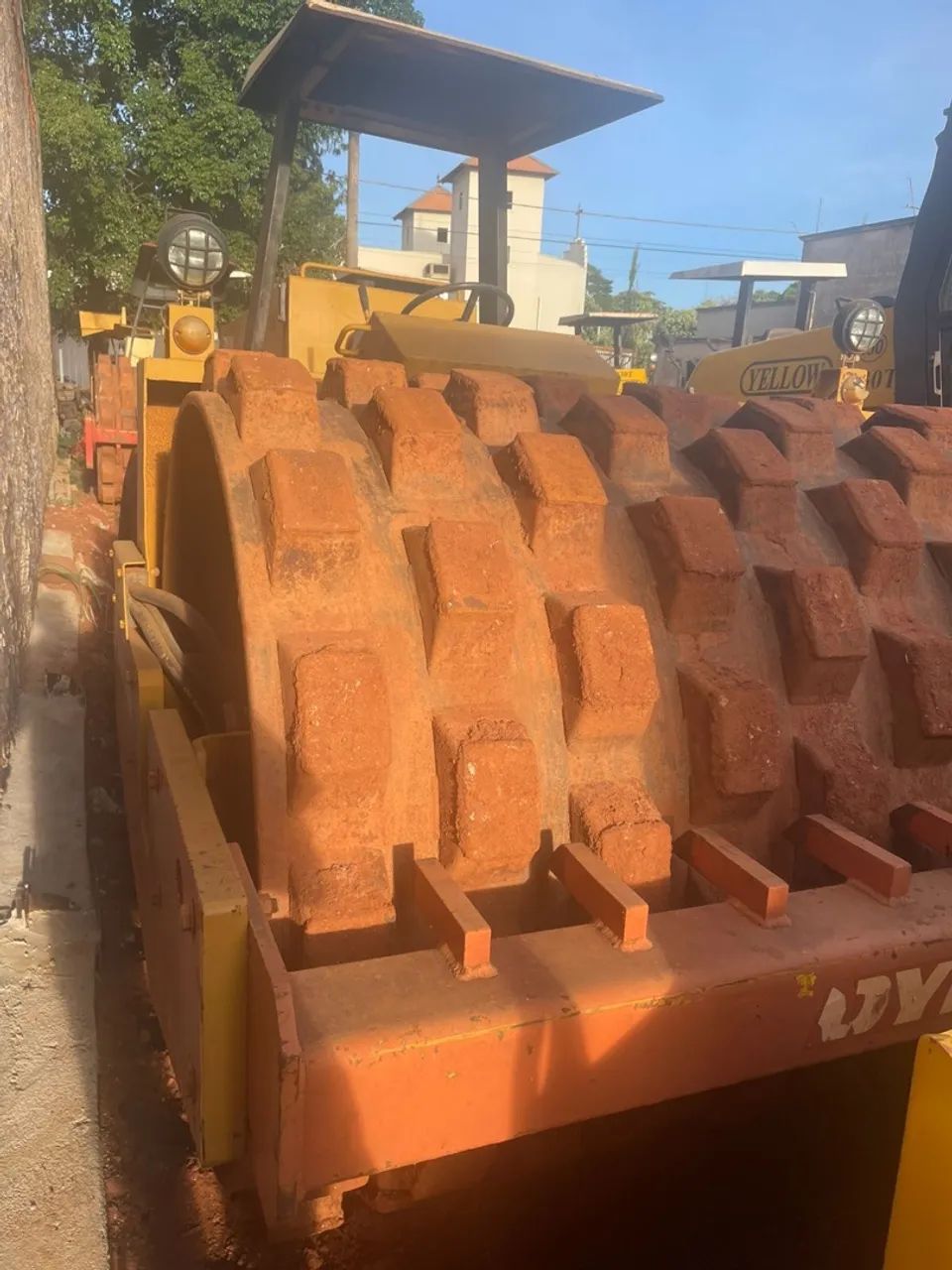 Rolo compactador Dynapac CA25