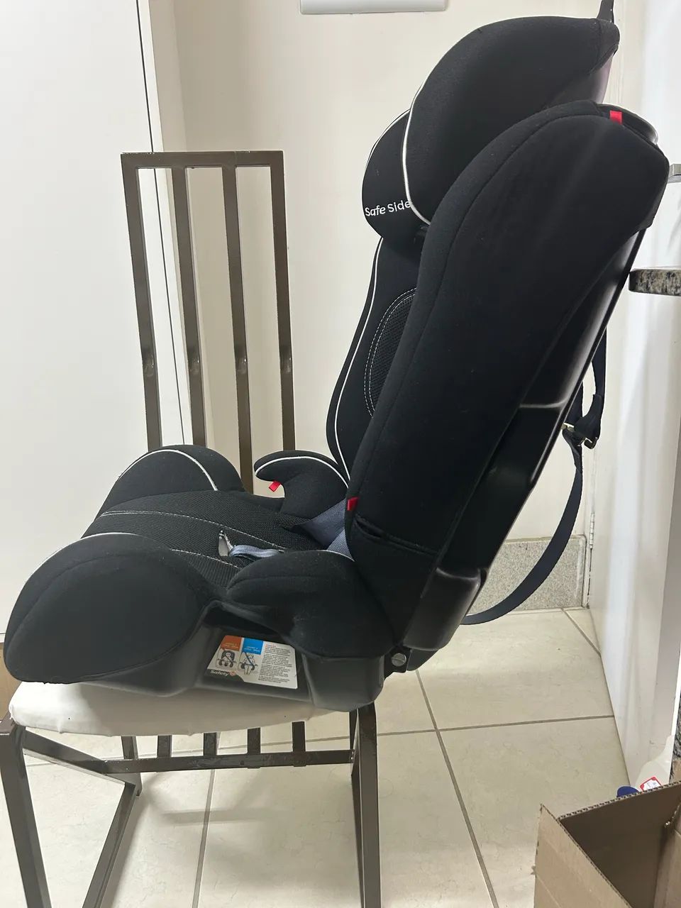 Cadeira de Bebê Safety 1th para automóveis 