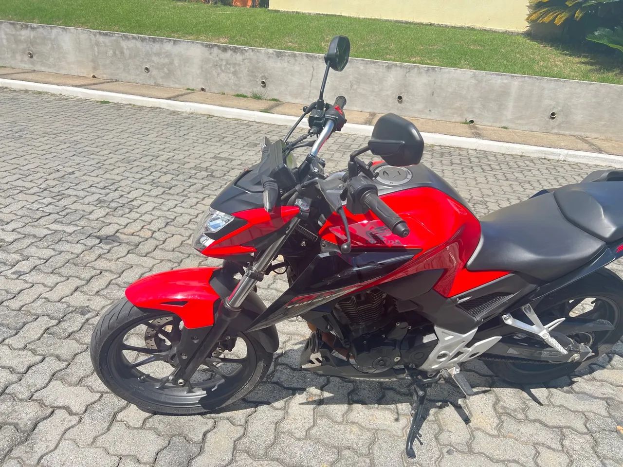 Moto Twitter 300F 24/24 - Foto 2