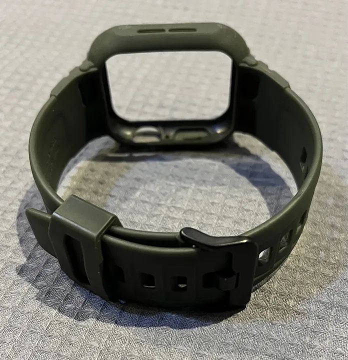 Capa tipo bumper Rugged Armor Apple Watch série 6 44mm - Foto 4