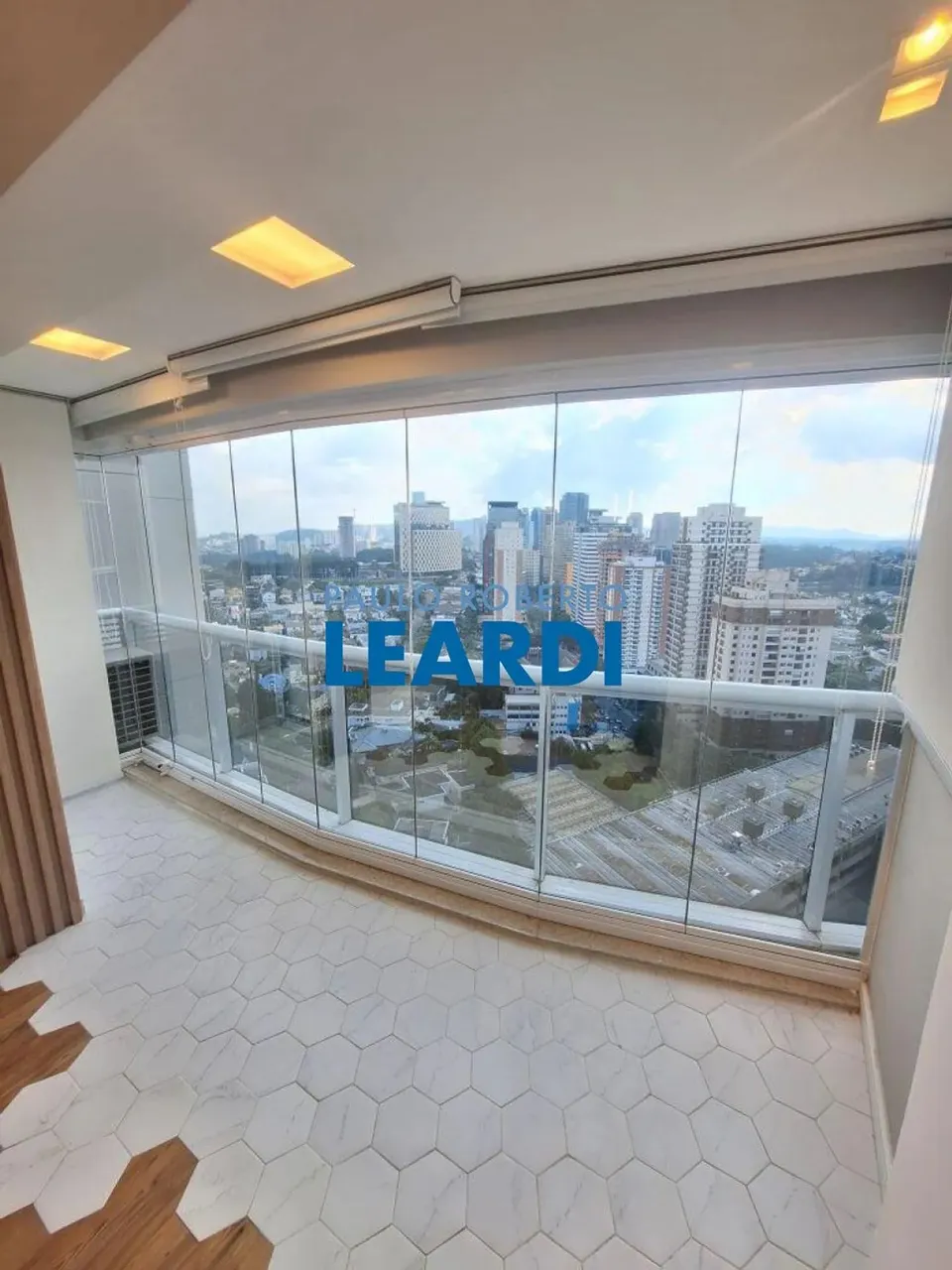 APARTAMENTO - ALPHAVILLE - SP