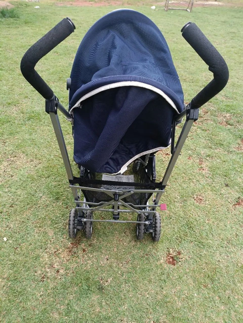 Carrinho de Bebê Chicco Dobrável - Foto 4