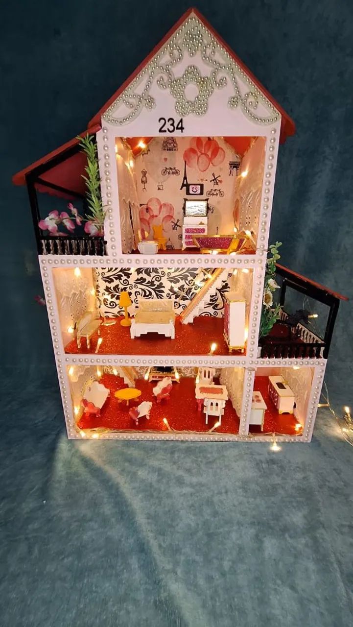 Casinha de Boneca montada decorada com móveis e luz 