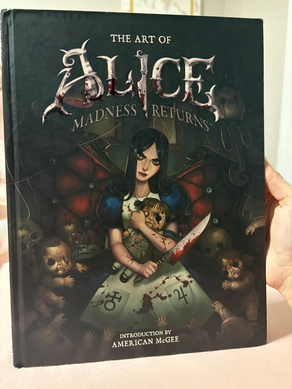 セール中 THE ART OF ALICE: MADNESS RETURNS The Art of Alice Madness Returns - Artbook - Livros e revistas