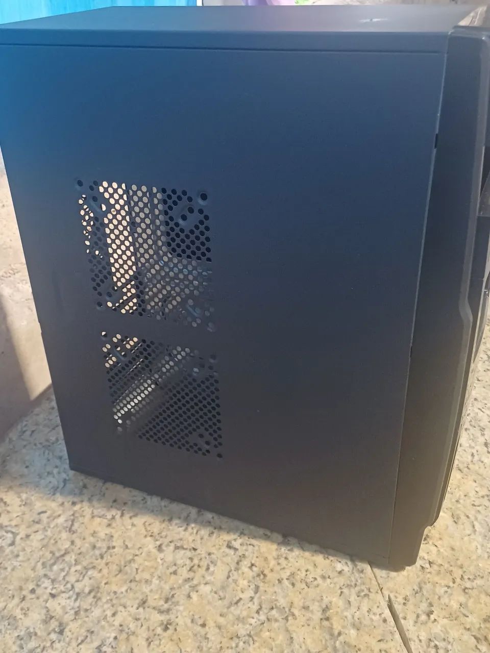 Gabinete PC - Foto 2