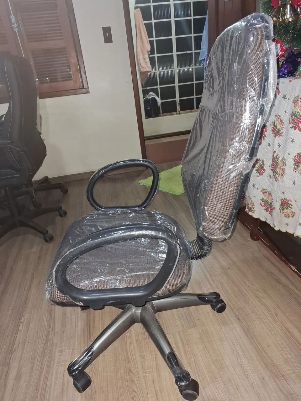 Cadeira de Escritório Giratória - Foto 2
