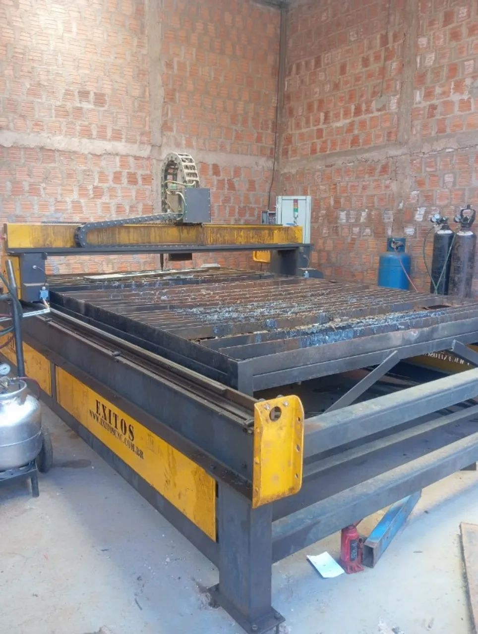 MÁQUINA DE CORTE 