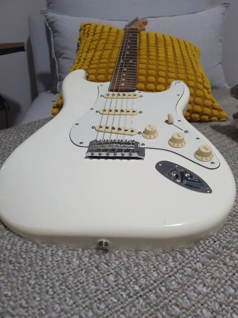 Fender Player Stratocaster 2022 Polar White Com Kit Tex-mex