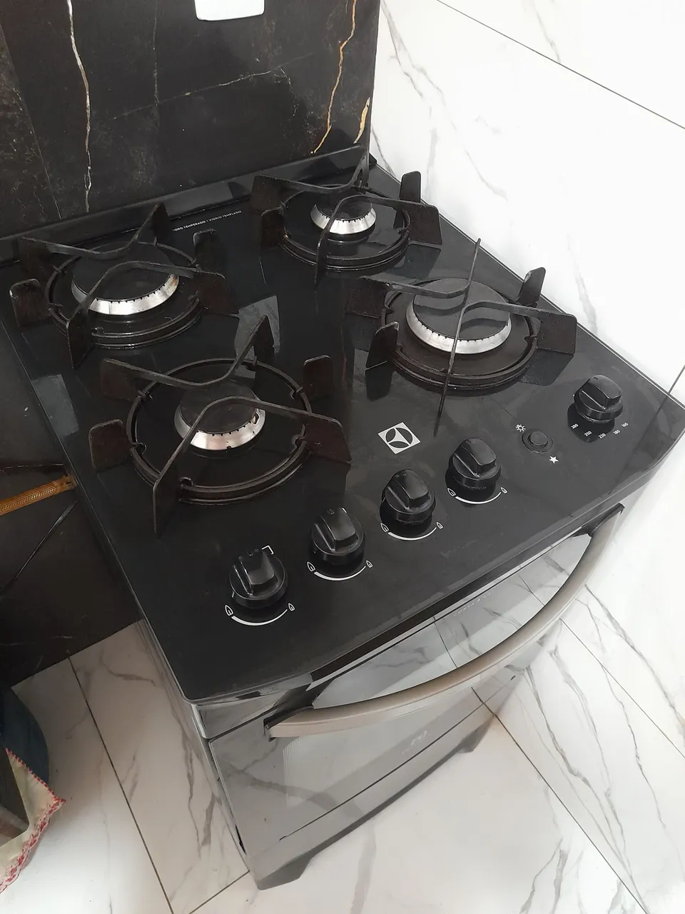 Vendo Fogão Electrolux 4 bocas