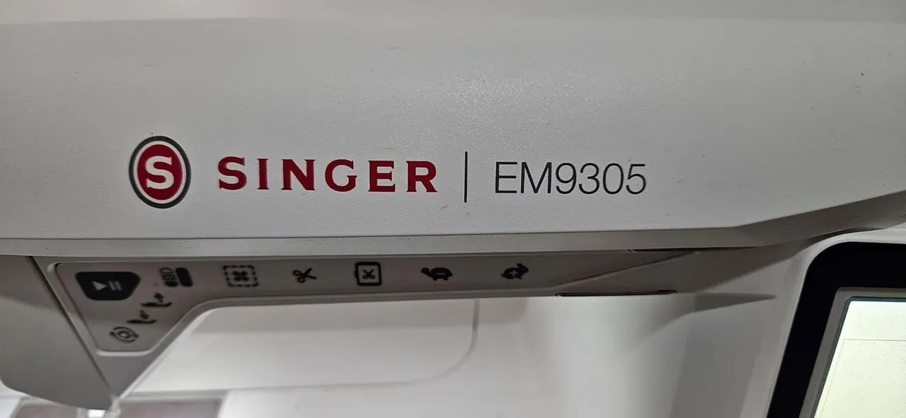Máquina de Bordar Singer - Nova! - Foto 4