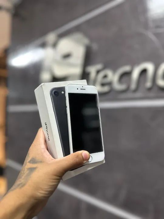 iPhone 7 64GB 90% de bateria Cor PRATA   3 meses de garantia - Foto 5