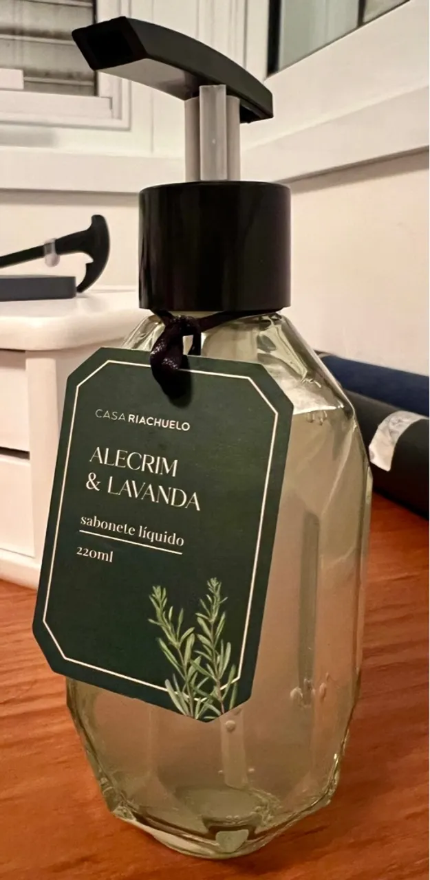 NOVO (COM ETIQUETA) - Sabonete líquido (FRASCO DE VIDRO) Alecrim e Lavanda Casa Riachuelo