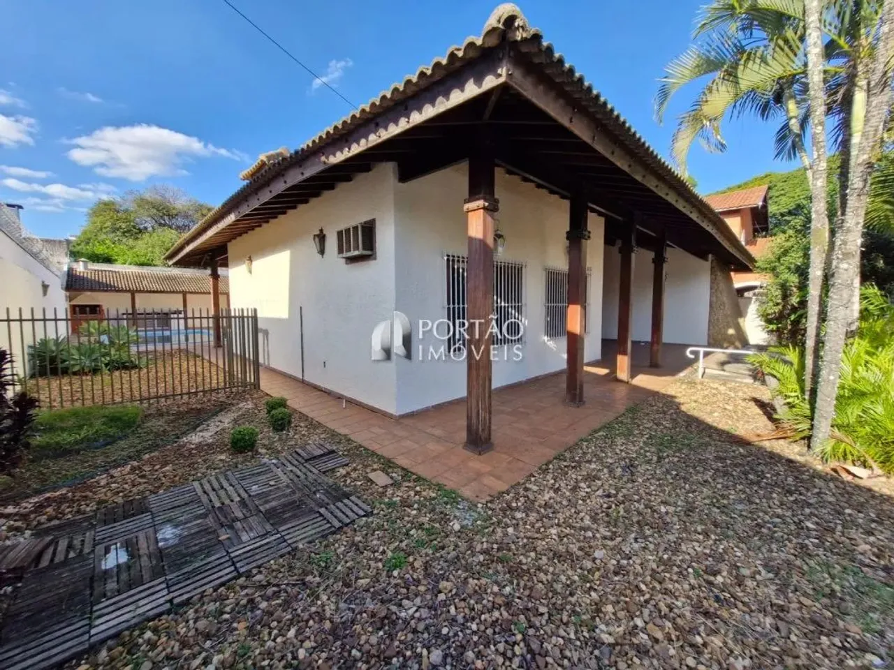 Casa térrea para aluguel 3 quartos Jardim América