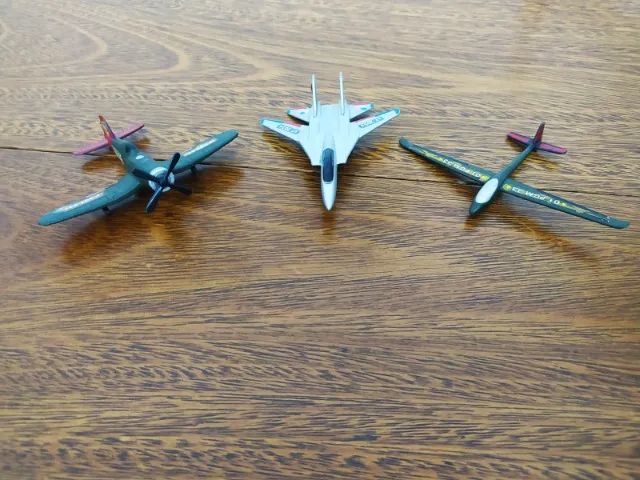 Conjunto De Aviões De Brinquedo