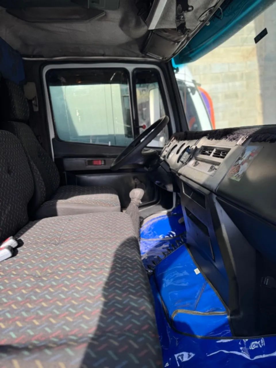 Mercedes Benz 1621 - Baú Sider - Foto 15