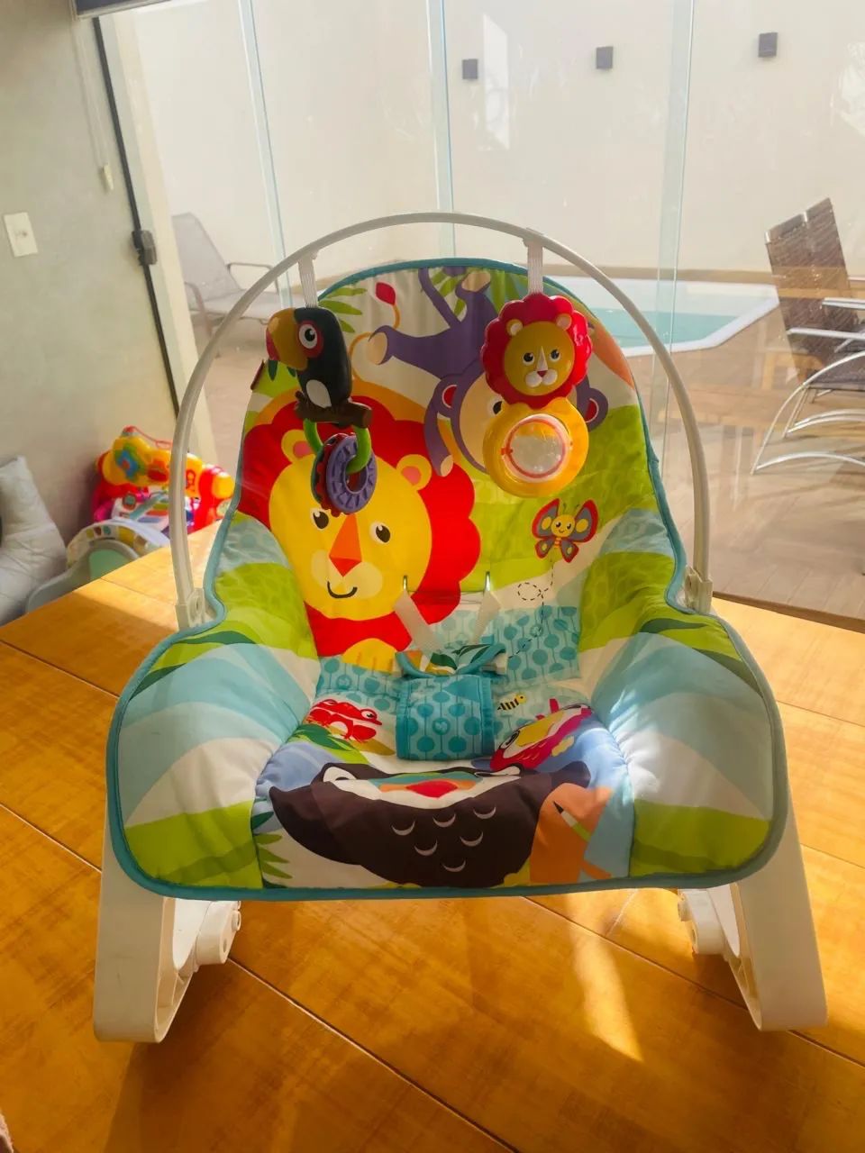 Fisher-Price Cadeira de Balanço para Bebês