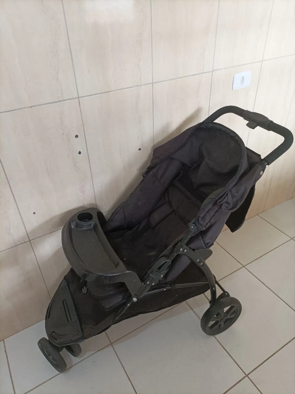 Carrinho de bebê para passeio