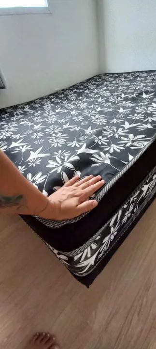 Cama Box Casal com Detalhes em Branco - Foto 3