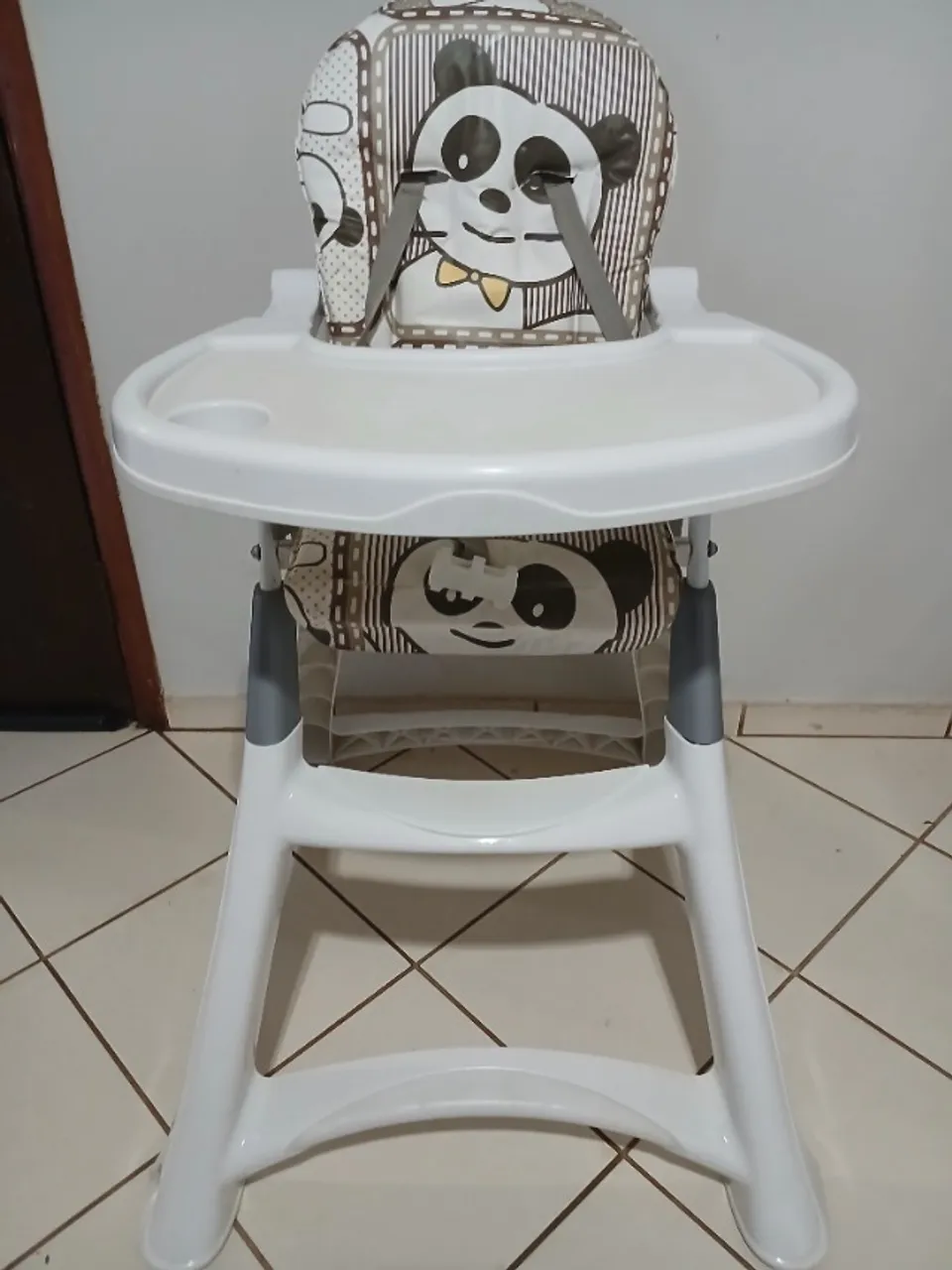 Cadeirinha de alimentação