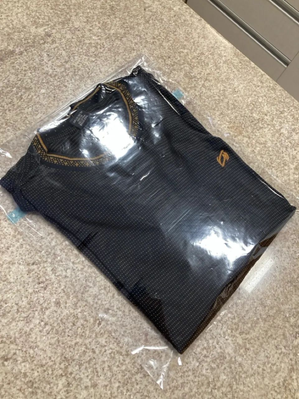 Camiseta Masculina Vida Marinha Preta com Detalhes - Foto 2