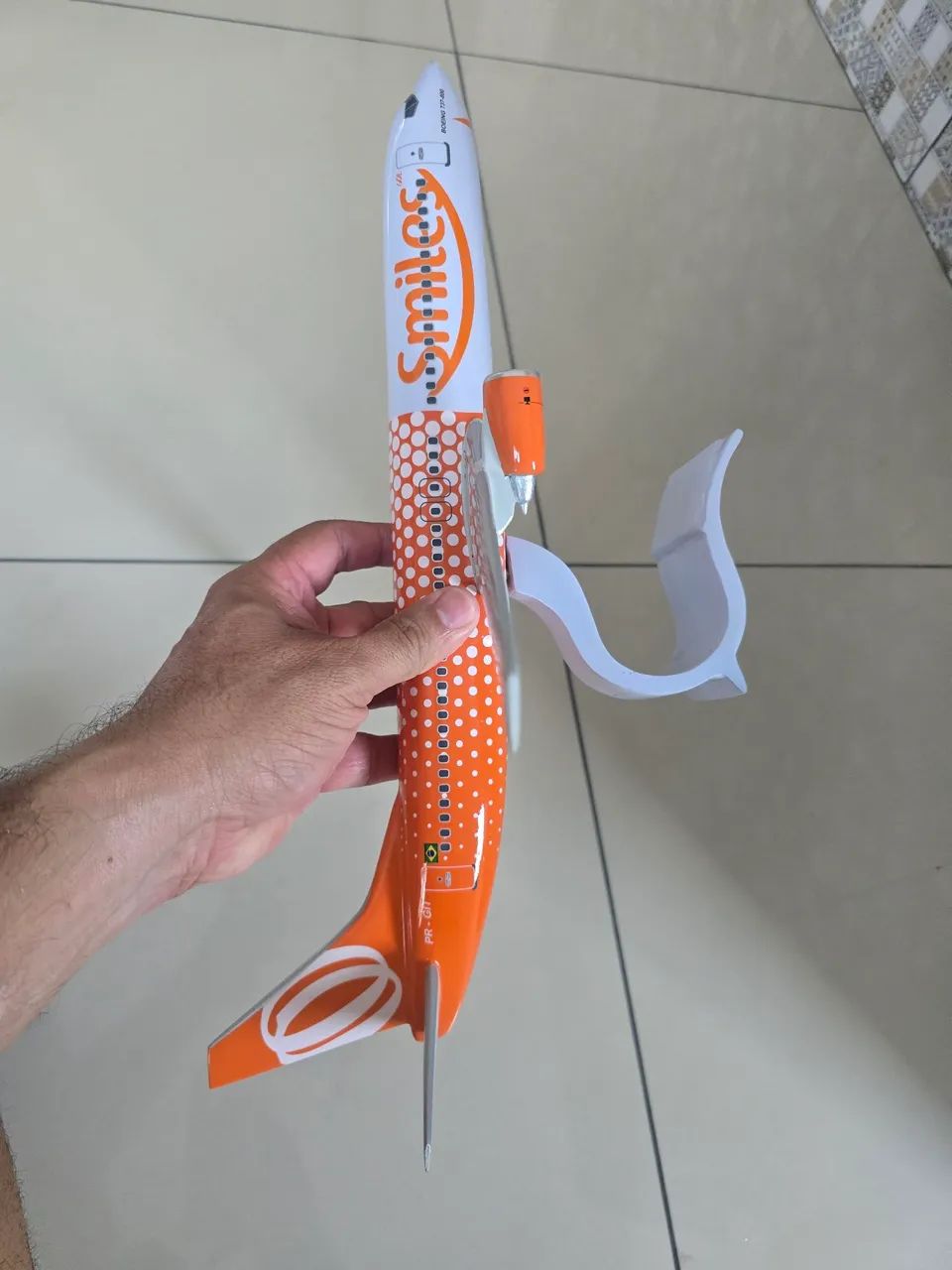 MAQUETE BOEING 737 800 GOL SMILES - Foto 5
