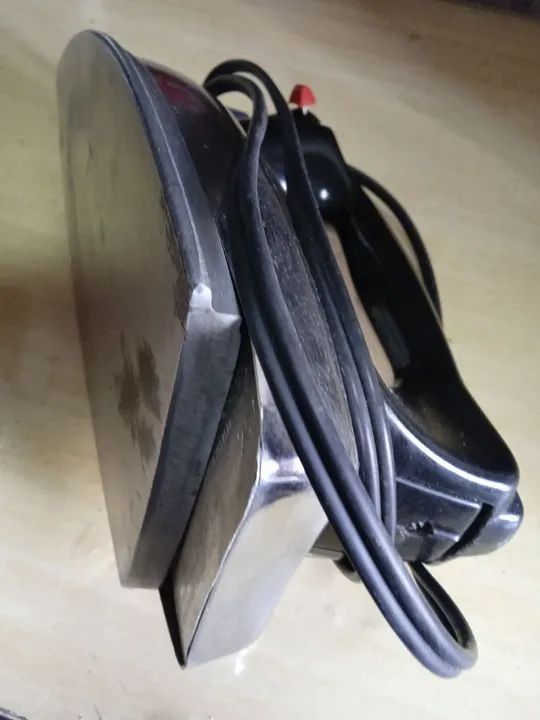 Ferro de Passar Black & Decker - Foto 3