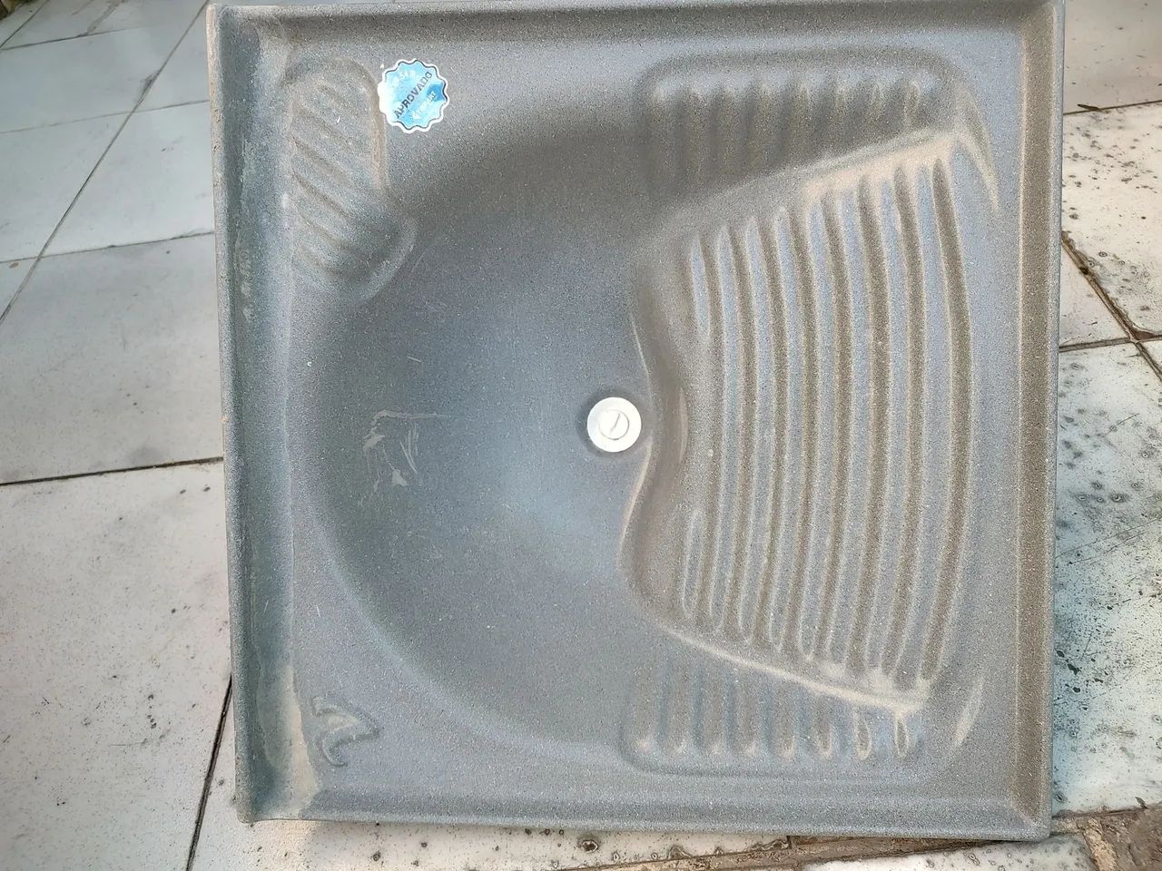 Tanque simples de fibra com suporte - Foto 2