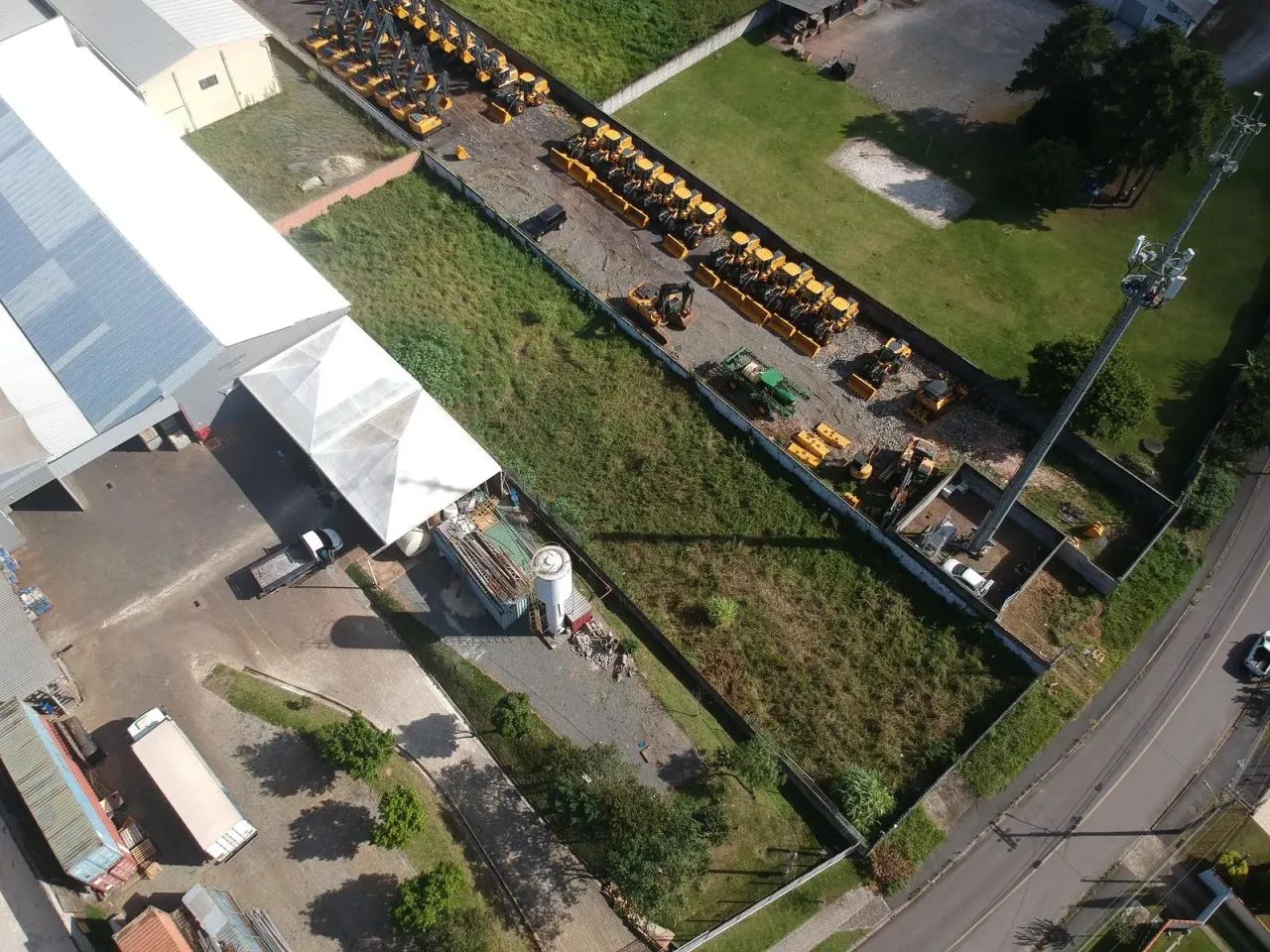 Terreno Comercial no bairro Orleans