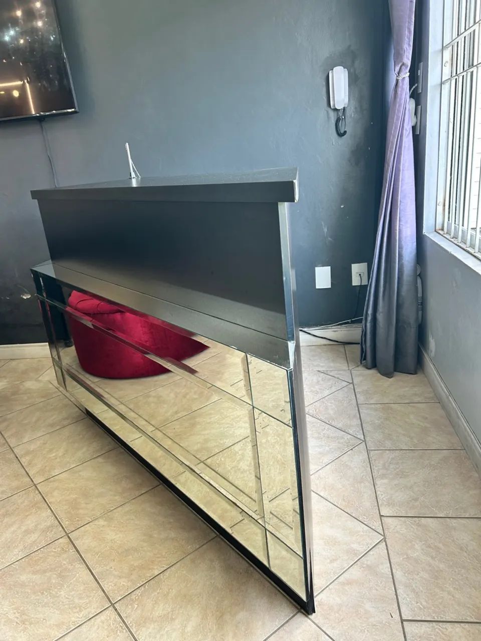 Balcão recepção Espelhado bisotê Moderno - Foto 4