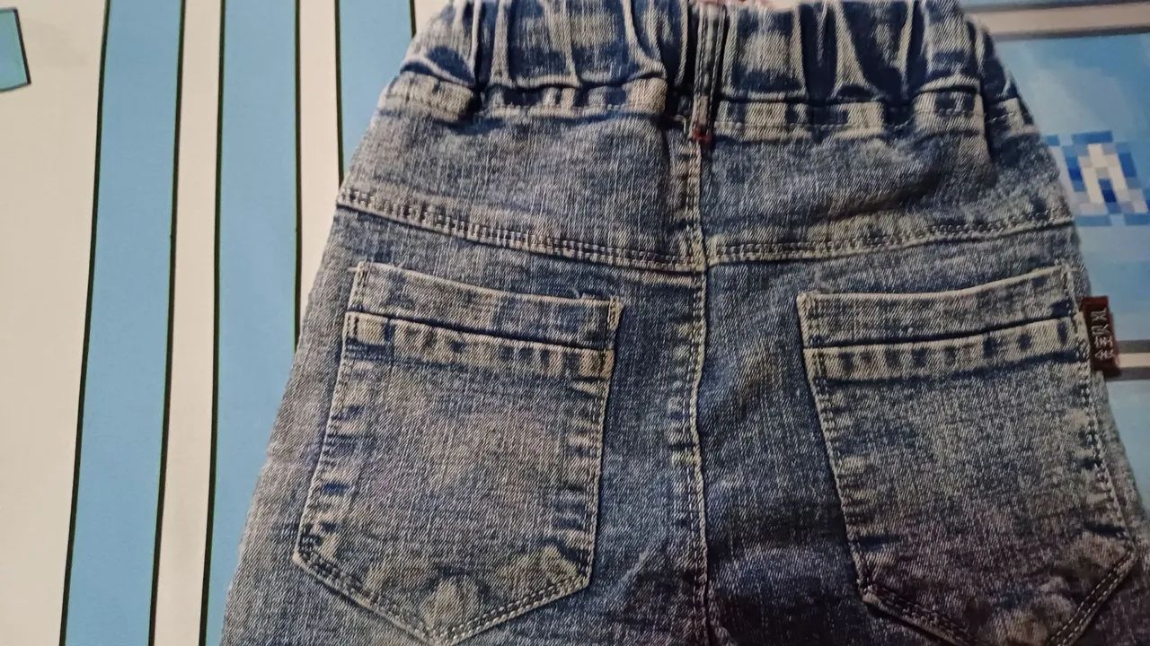 Calça Jeans Infantil com Patchs - Foto 2