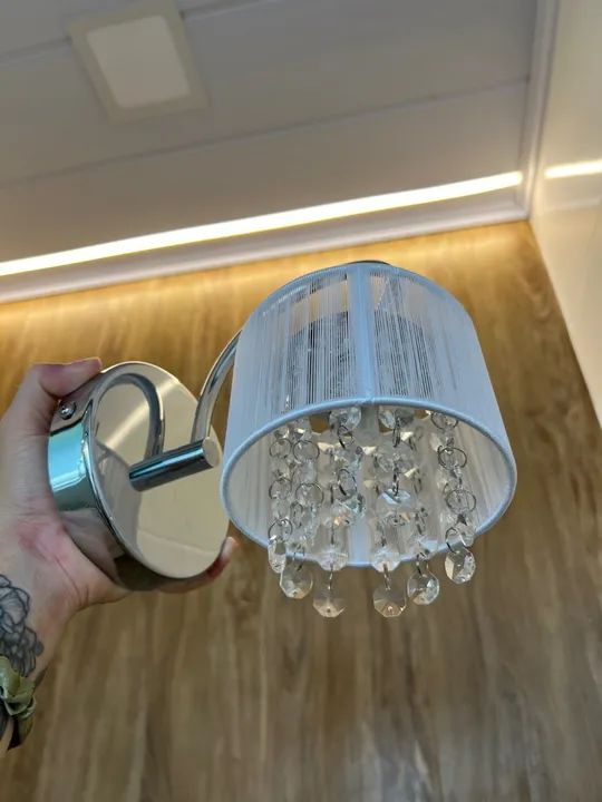 Par de Arandela Cristal Siriús Cúpula Branca Fios Seda - Foto 5