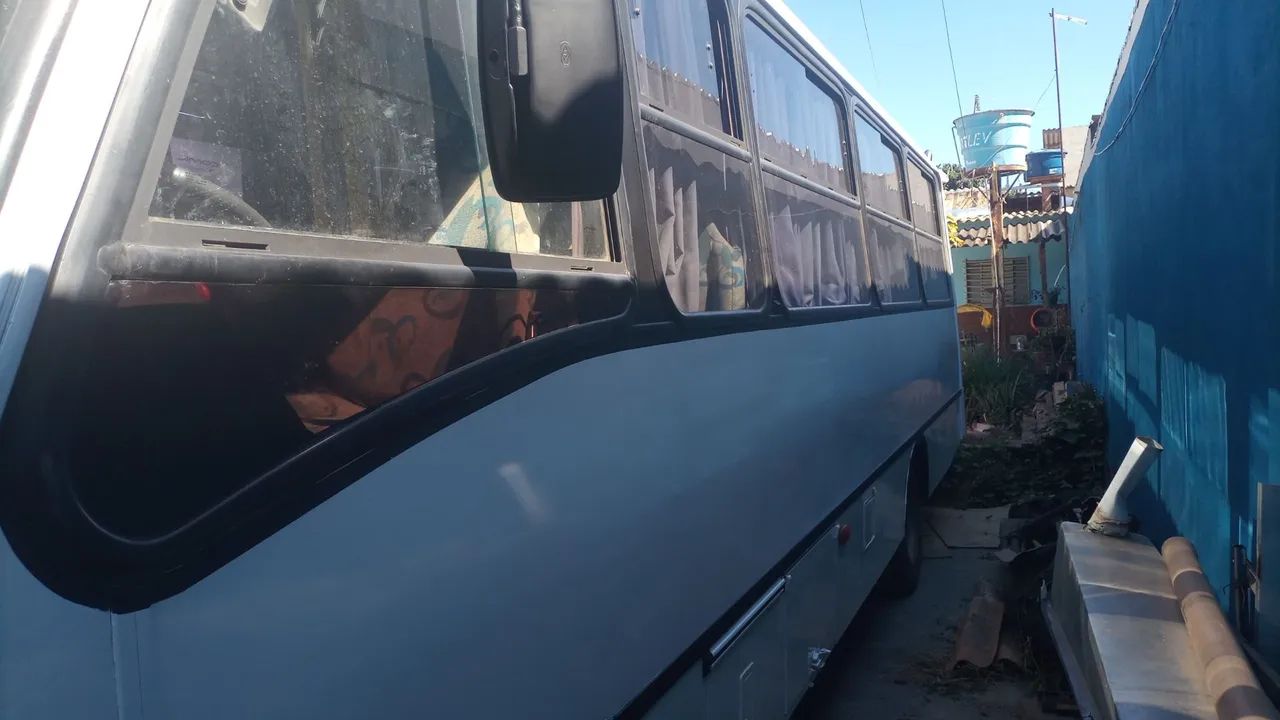 Micro ônibus comil - Foto 3