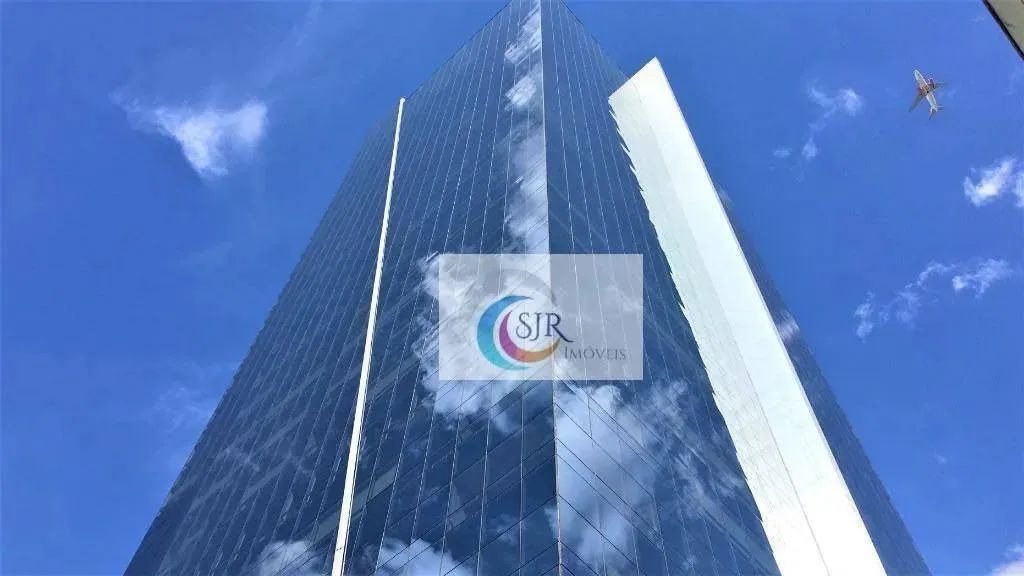 Sala comercial de 300,00m² com divisórias, piso elevado, ar condicionado central e 10 vaga - Foto 2